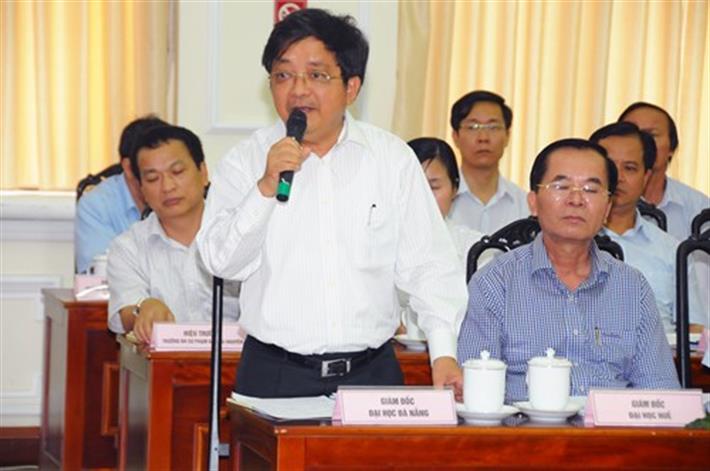 Giám đốc Đại học Đà Nẵng phát biểu tại buổi làm việc